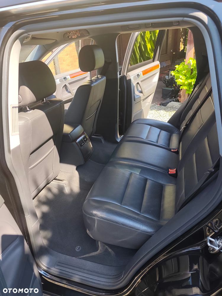 Volkswagen Touareg 2.5 R5 TDI Tiptr - 13