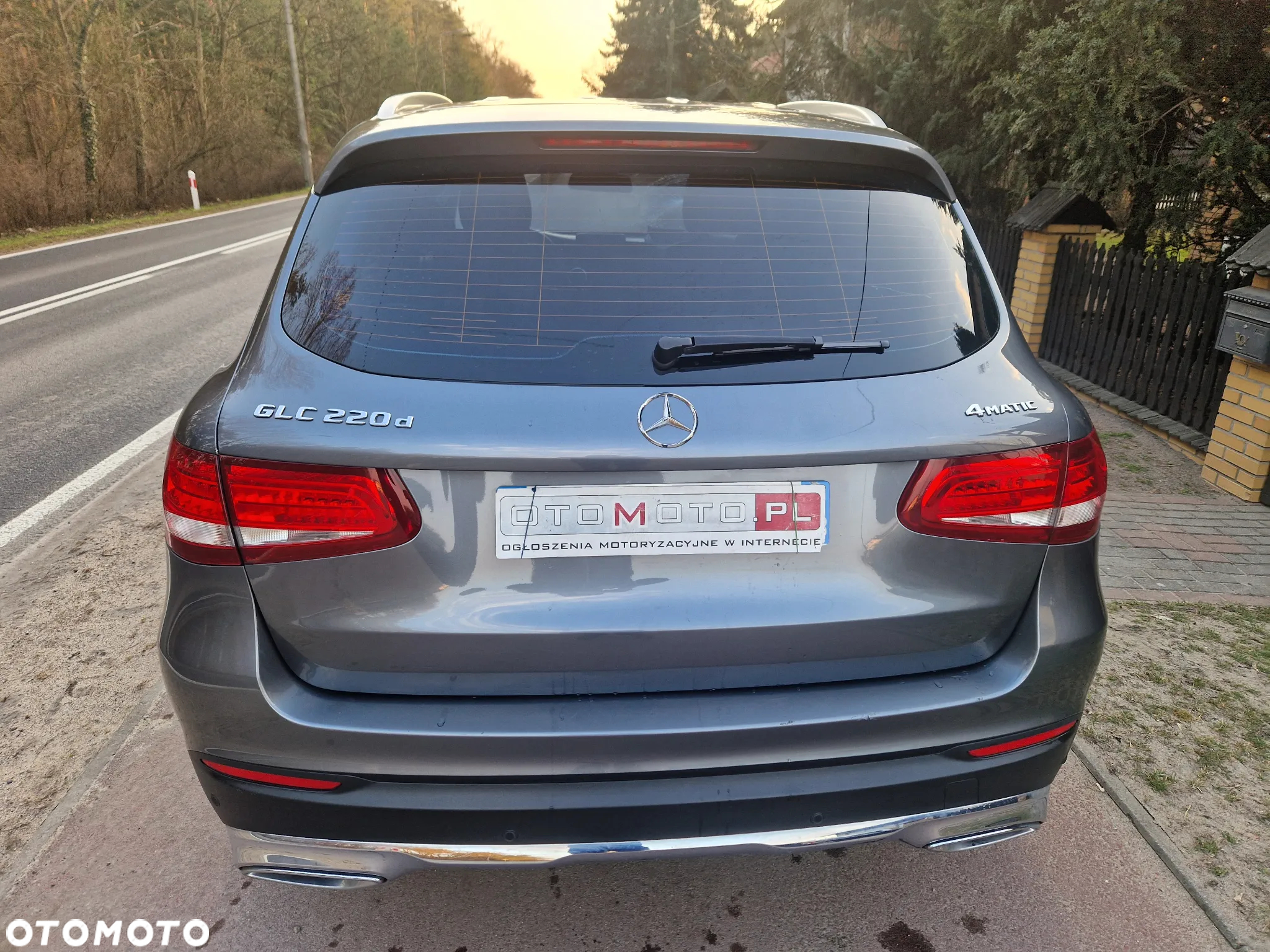 Mercedes-Benz GLC 220 d 4Matic 9G-TRONIC - 8