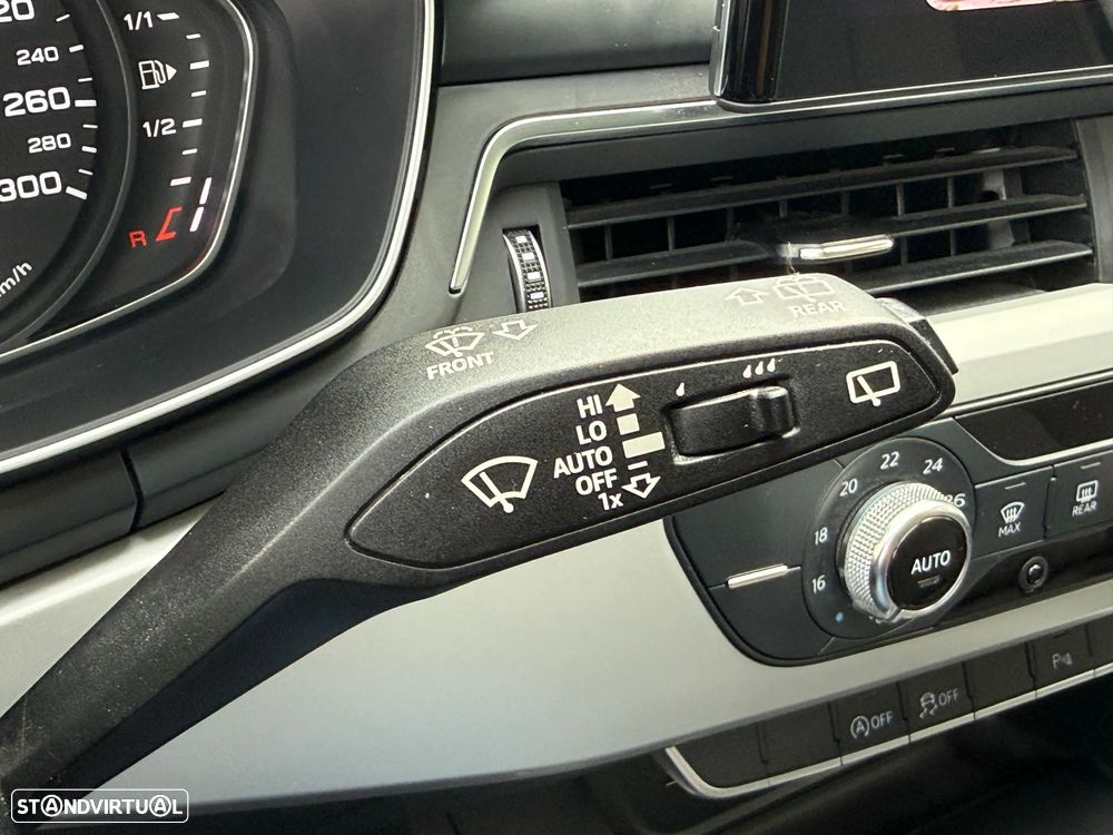 Audi A4 30 TDI S line S tronic - 31