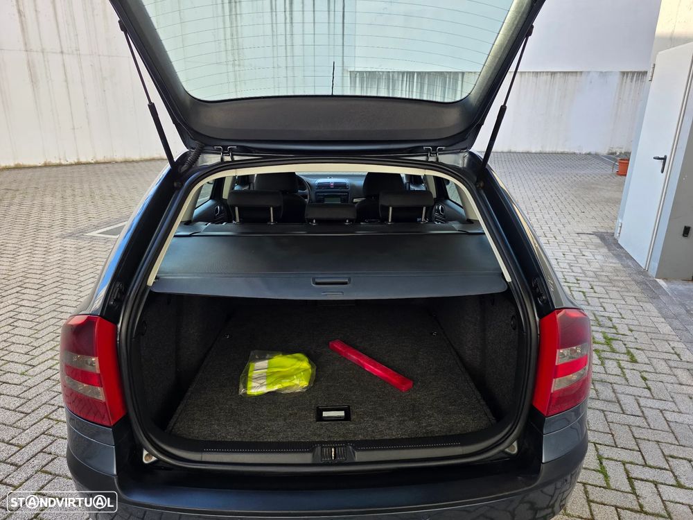 Skoda Octavia Break 1.9 TDi Sportline - 59