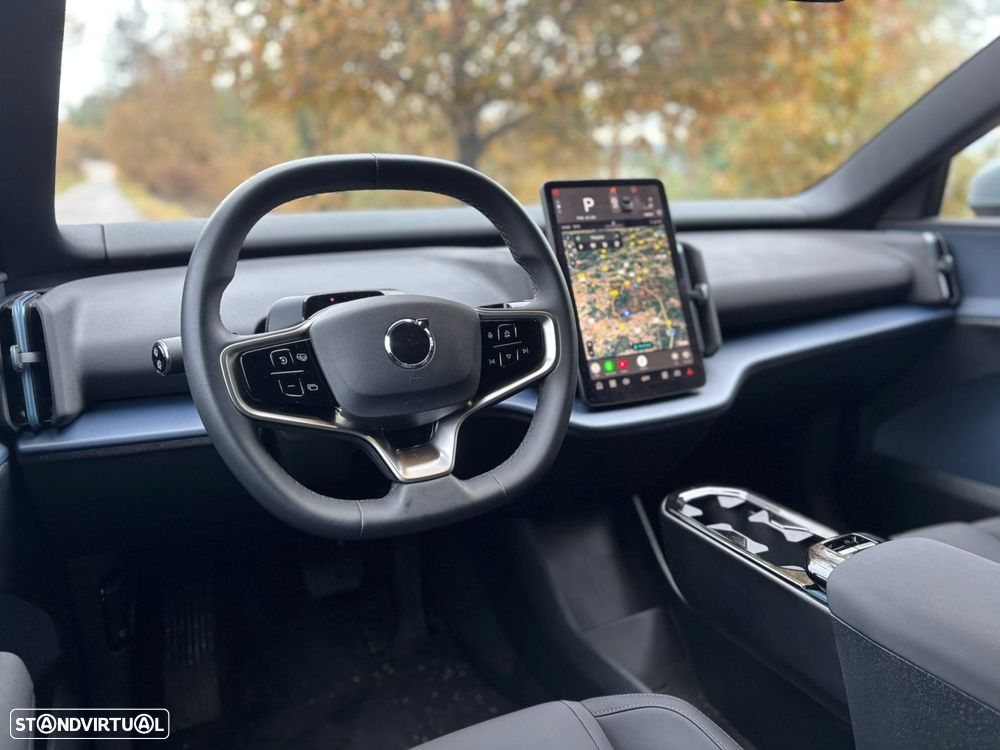 Volvo EX30 69 kWh Single Motor Extended Range Plus - 16