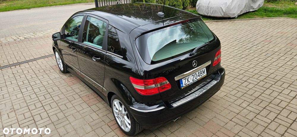 Mercedes-Benz Klasa B 180 BlueEFFICIENCY EU5 - 13