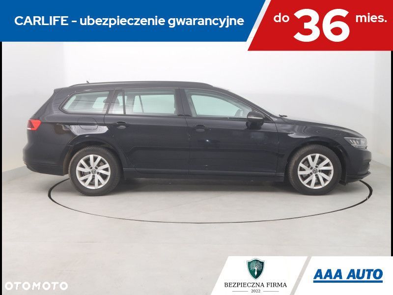 Volkswagen Passat Variant - 8