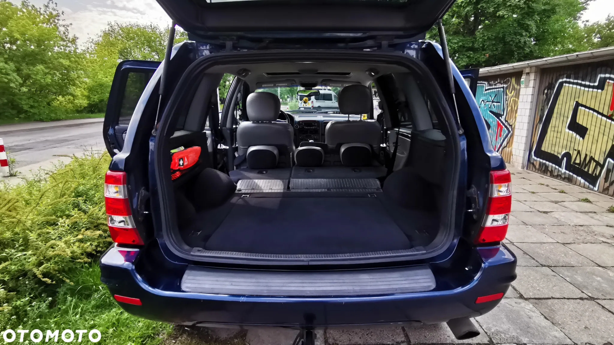 Jeep Grand Cherokee 4.7 Overland - 11