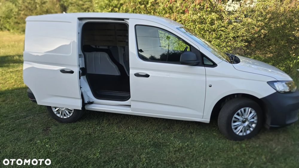 Volkswagen Caddy 2024 photo 2