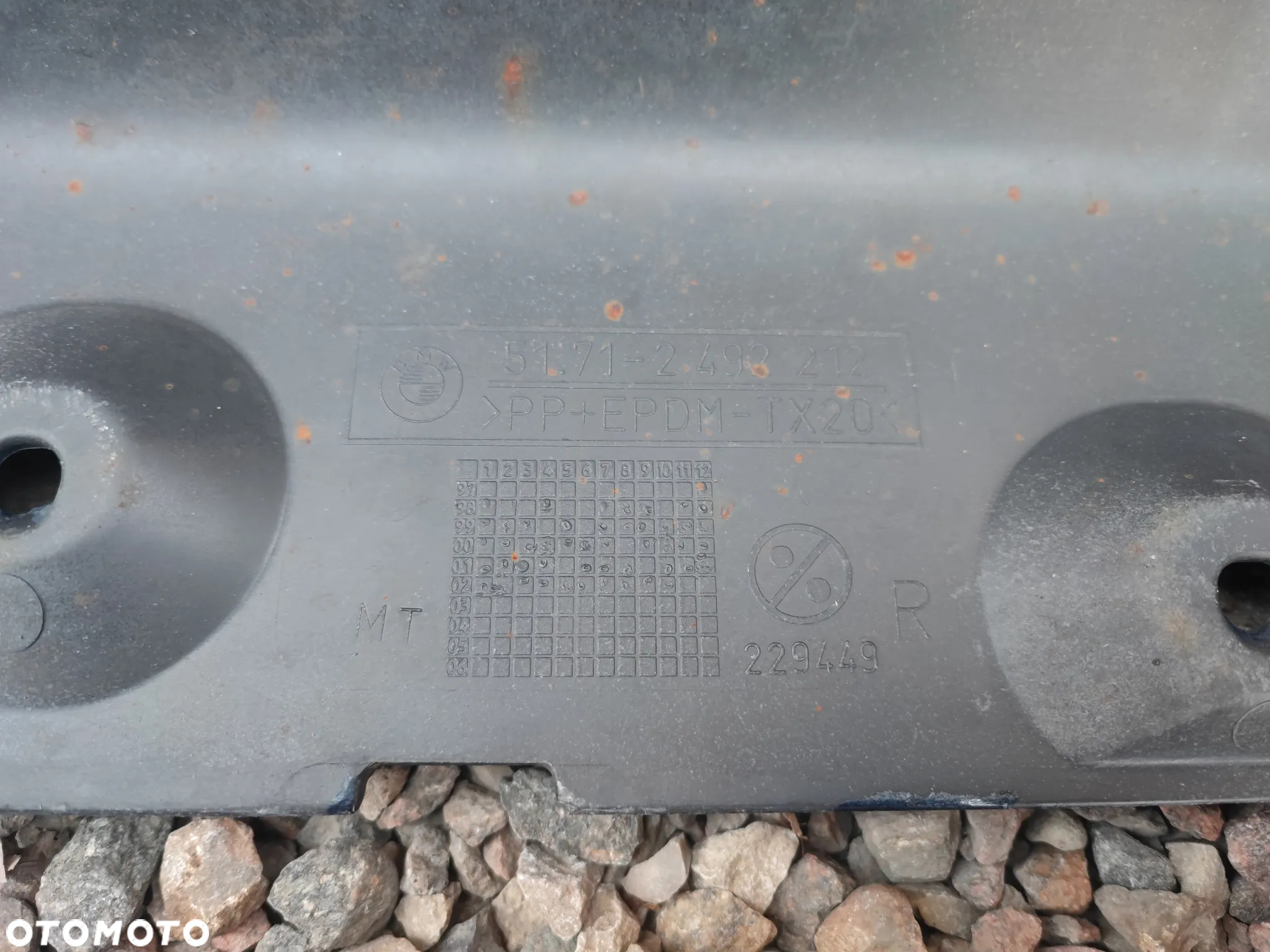 BMW E46 SEDAN / TOURING ORYGINALNE NAKŁADKI NA PROGI M-PAKIET LEWA / PRAWA W KOLORZE orientblau metallic 317/5 O NR. 51 71 0 002 127 / 51 71 0 002 126 OEM W BARDZO DOBRYM STANIE - 19