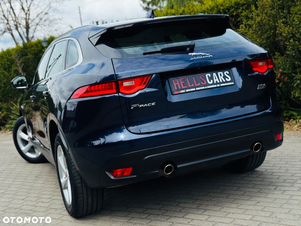Jaguar F-Pace 25t AWD Prestige - 4
