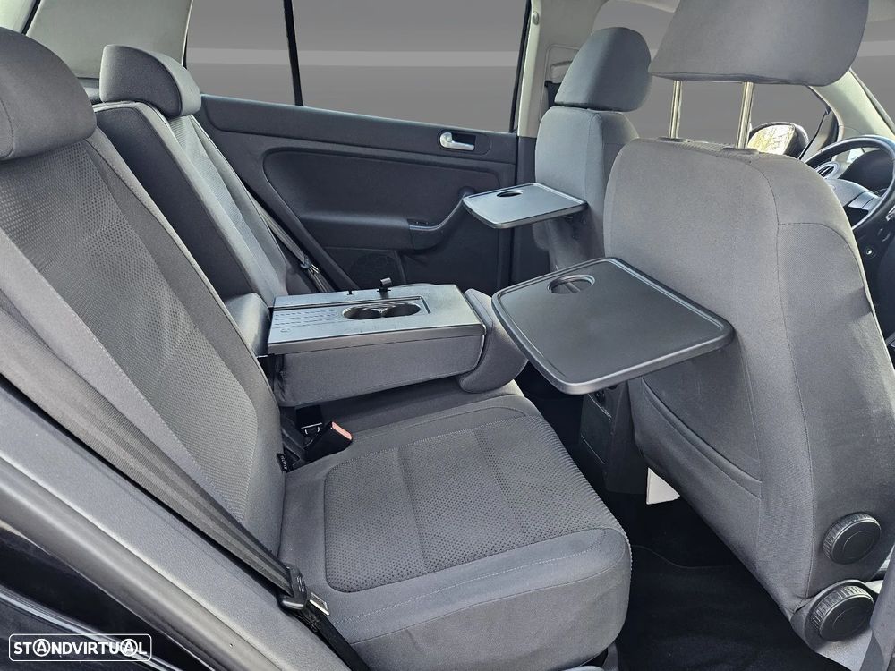 VW Golf Plus 1.9 TDi Trendline AC - 19