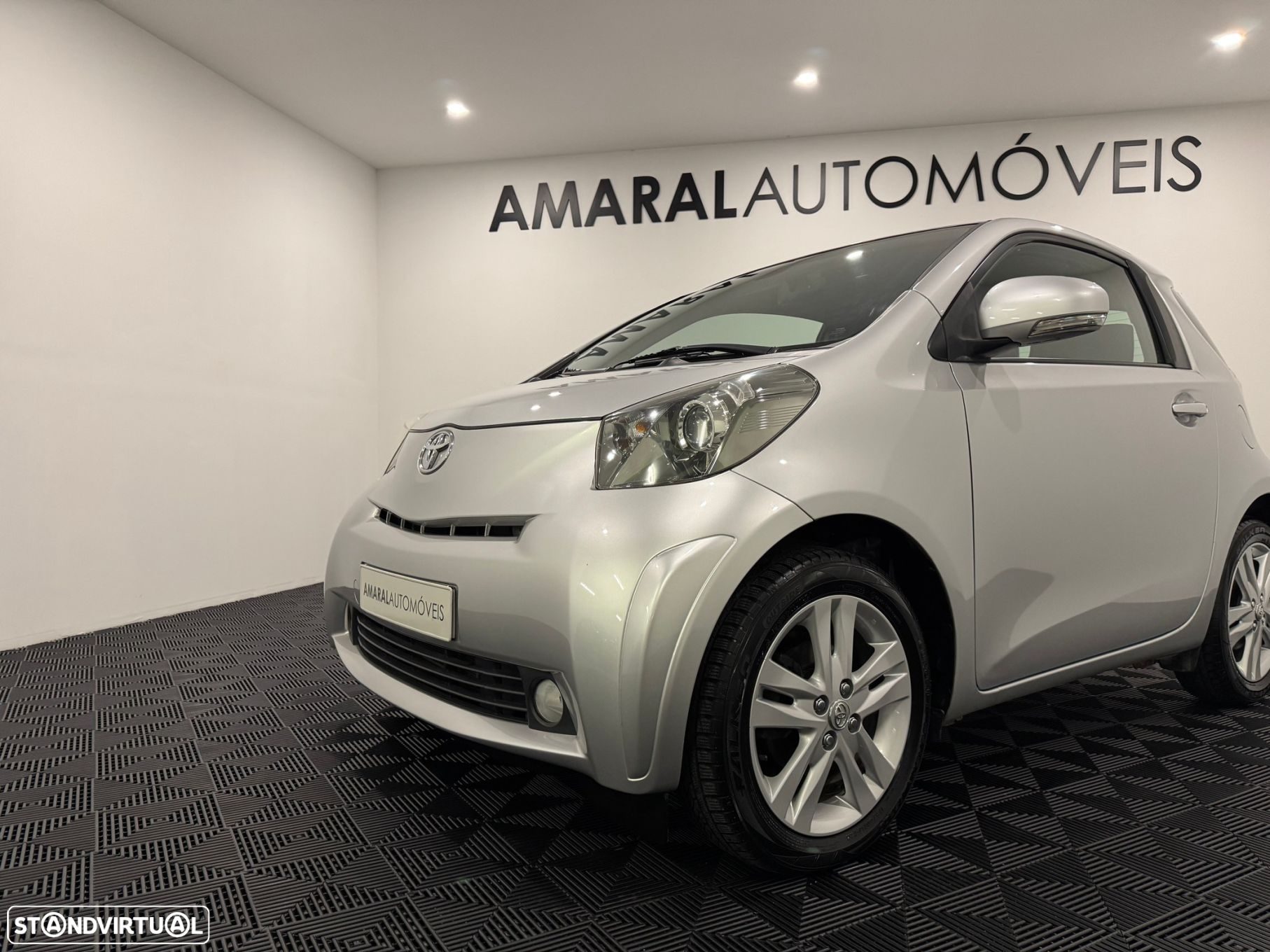 Toyota iQ 1.33 VVT-i - 14