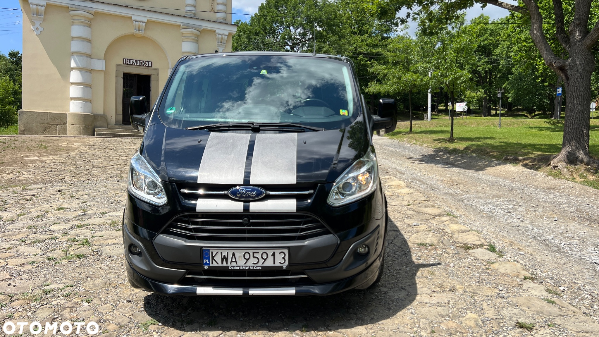Ford Tourneo Custom 2.0 EcoBlue L1 Titanium - 29