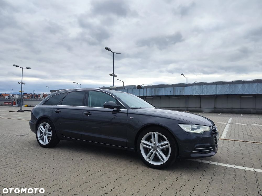 Audi A6 - 4