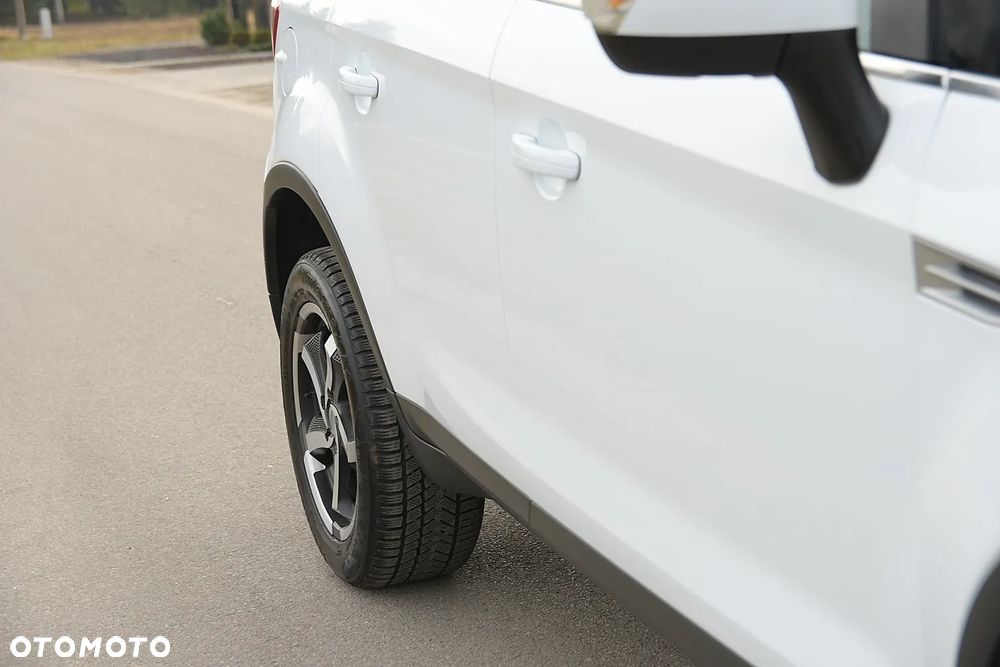 Ford Kuga 2.0 TDCi 4x4 Titanium - 13