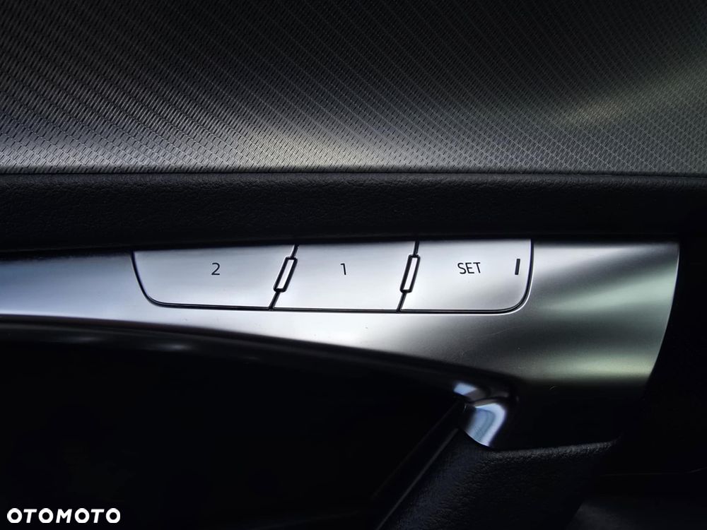 Audi A6 Avant 40 TDI quattro S tronic sport - 23