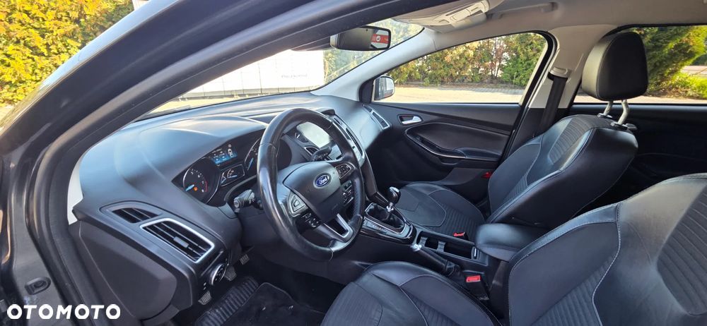 Ford Focus Turnier 1.0 EcoBoost Start-Stopp-System TITANIUM X - 28