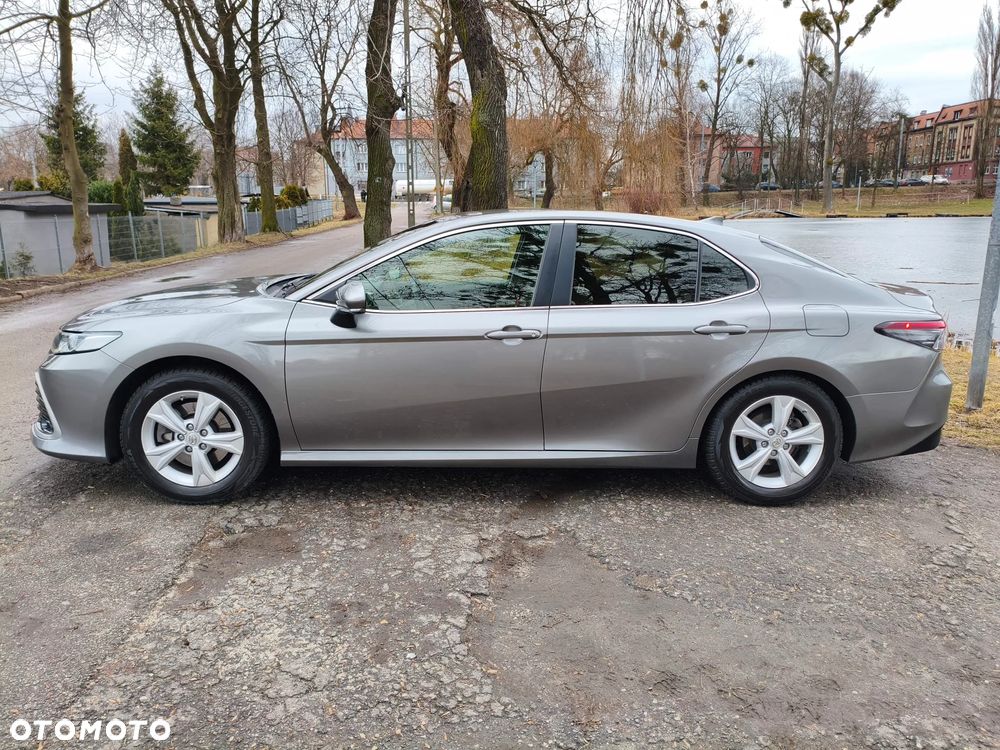 Toyota Camry 2.5 Hybrid Comfort CVT - 10