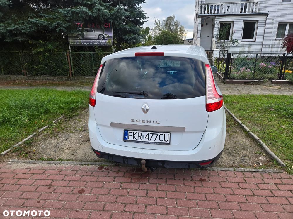 Renault Grand Scenic 2.0 16V 140 CVT Dynamique - 3