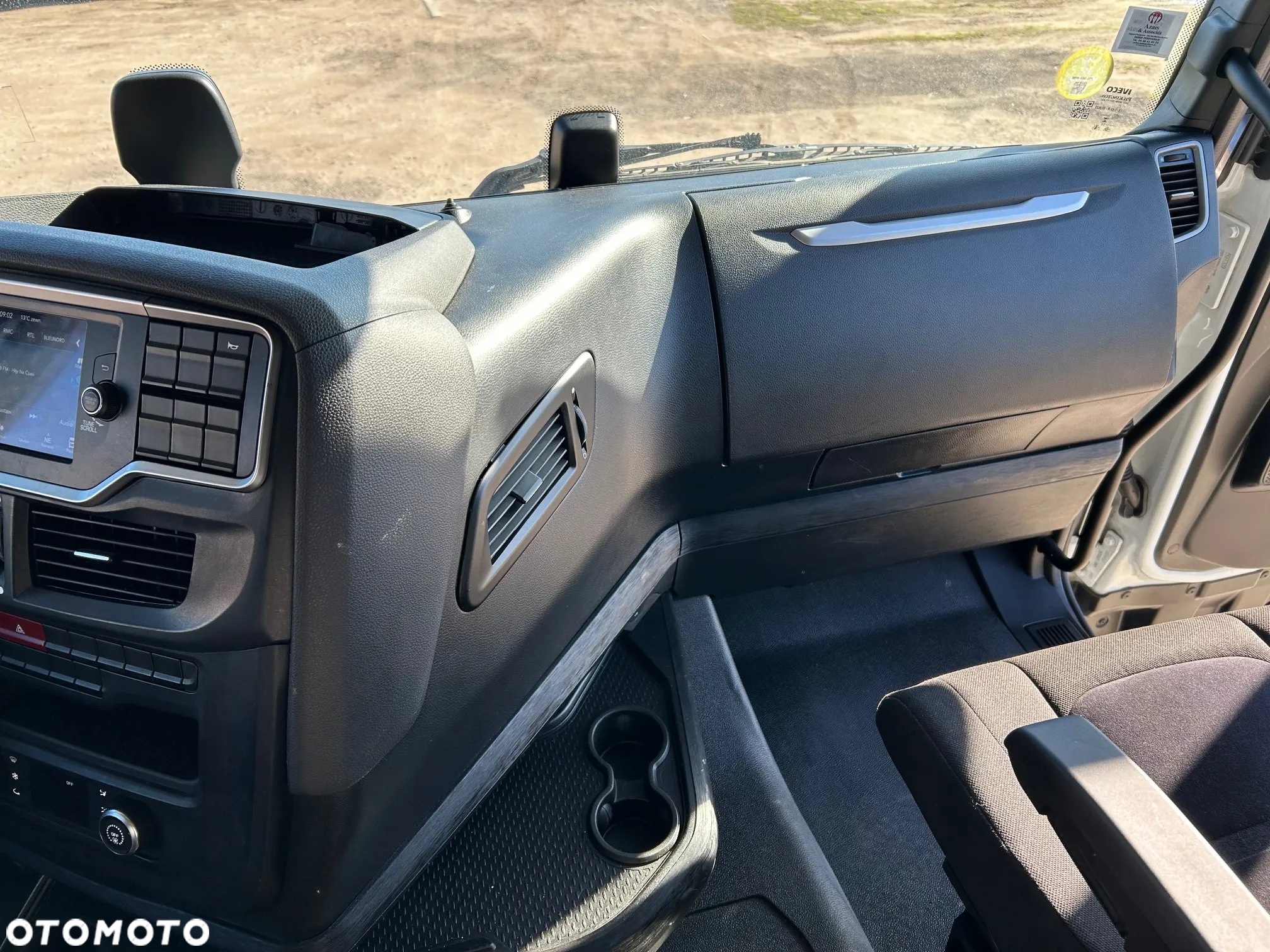 Iveco AS 440 S - 23