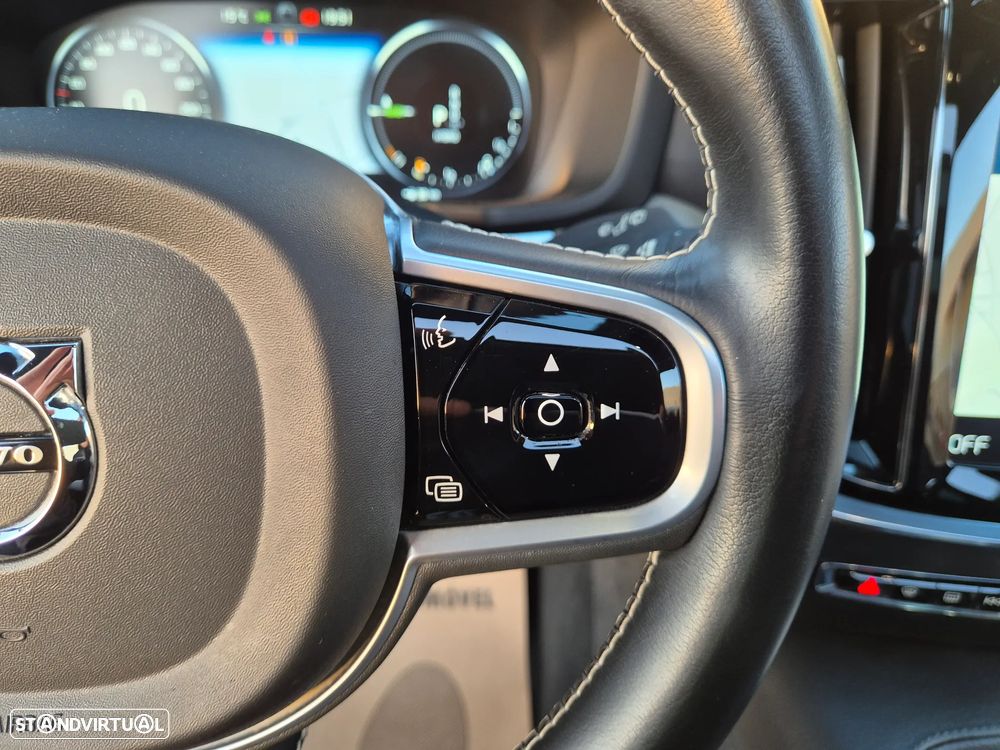 Volvo V60 2.0 T8 AWD TE Inscription - 29