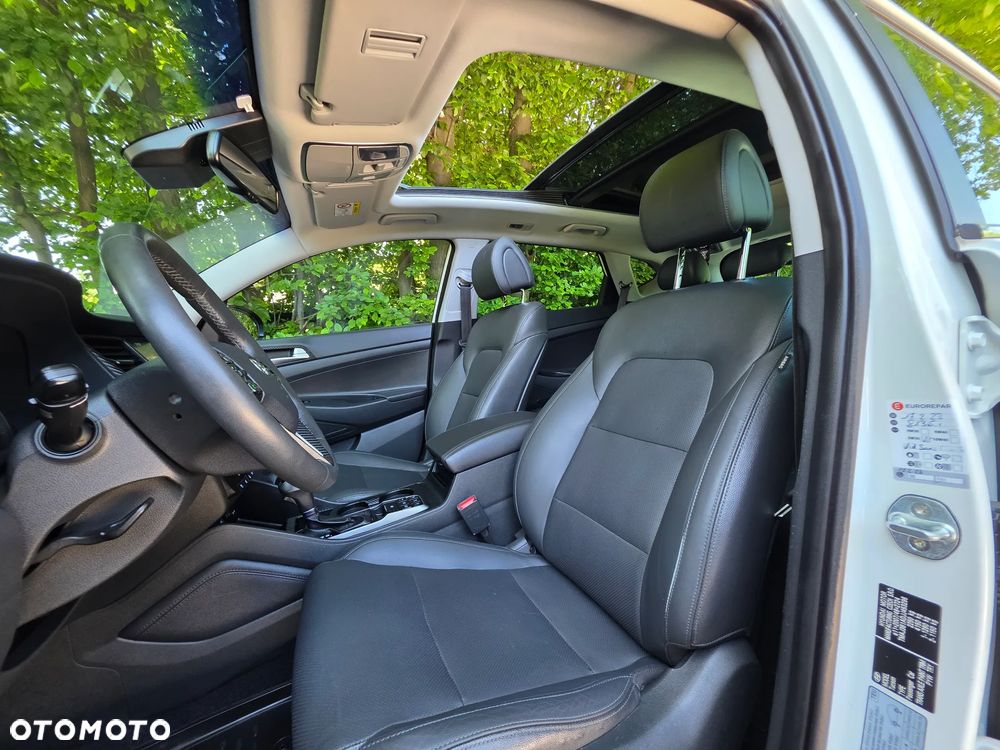 Hyundai Tucson 2.0 CRDI Premium 4WD - 11
