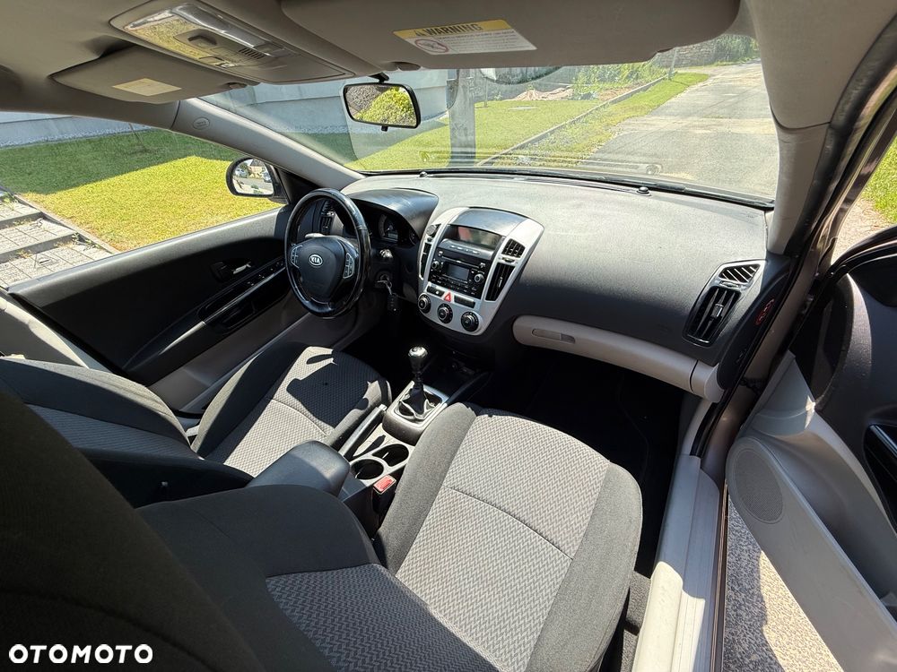 Kia Ceed 1.6 CVVT EX - 17