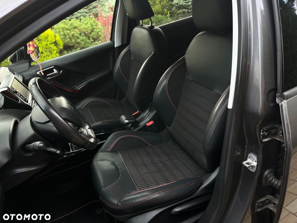 Peugeot 2008 1.6 BlueHDi Allure - 12