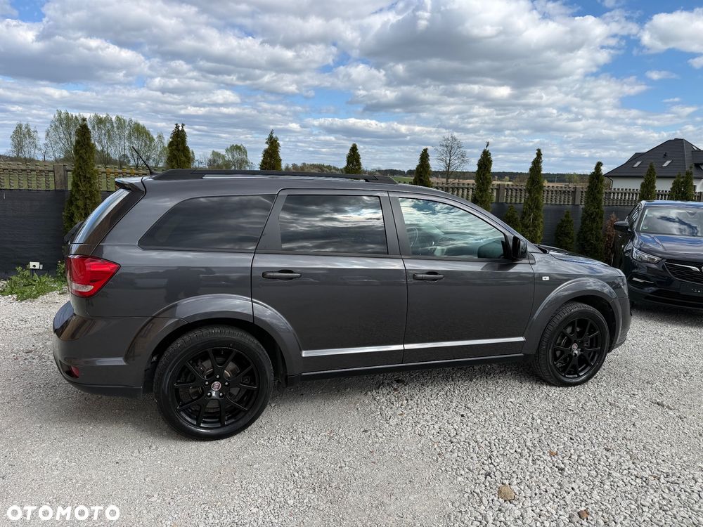 Fiat Freemont 2.0 Multijet 16V DPF Automatik Allrad Black Code - 10