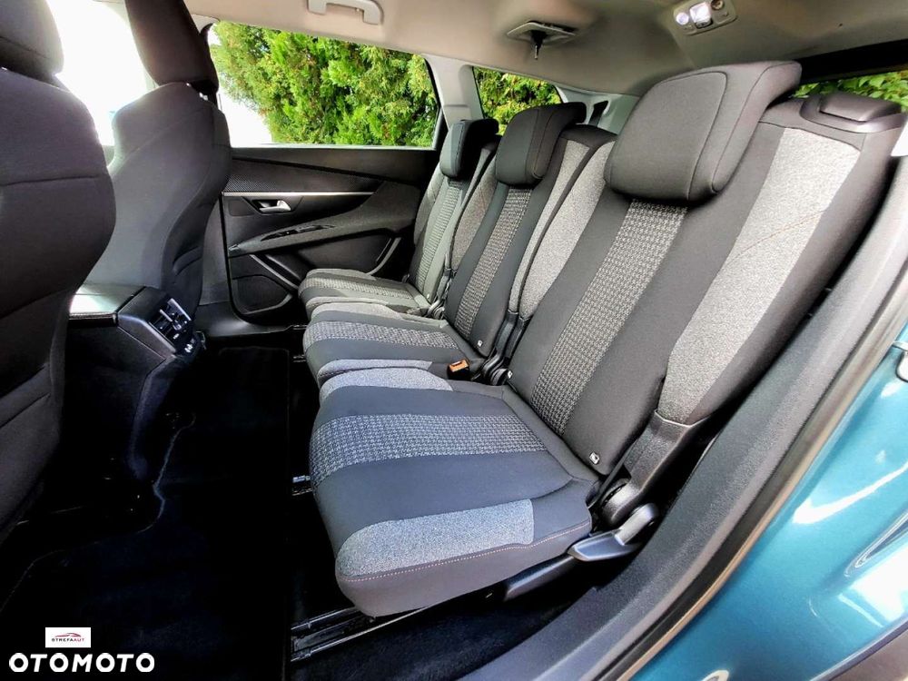 Peugeot 5008 - 6