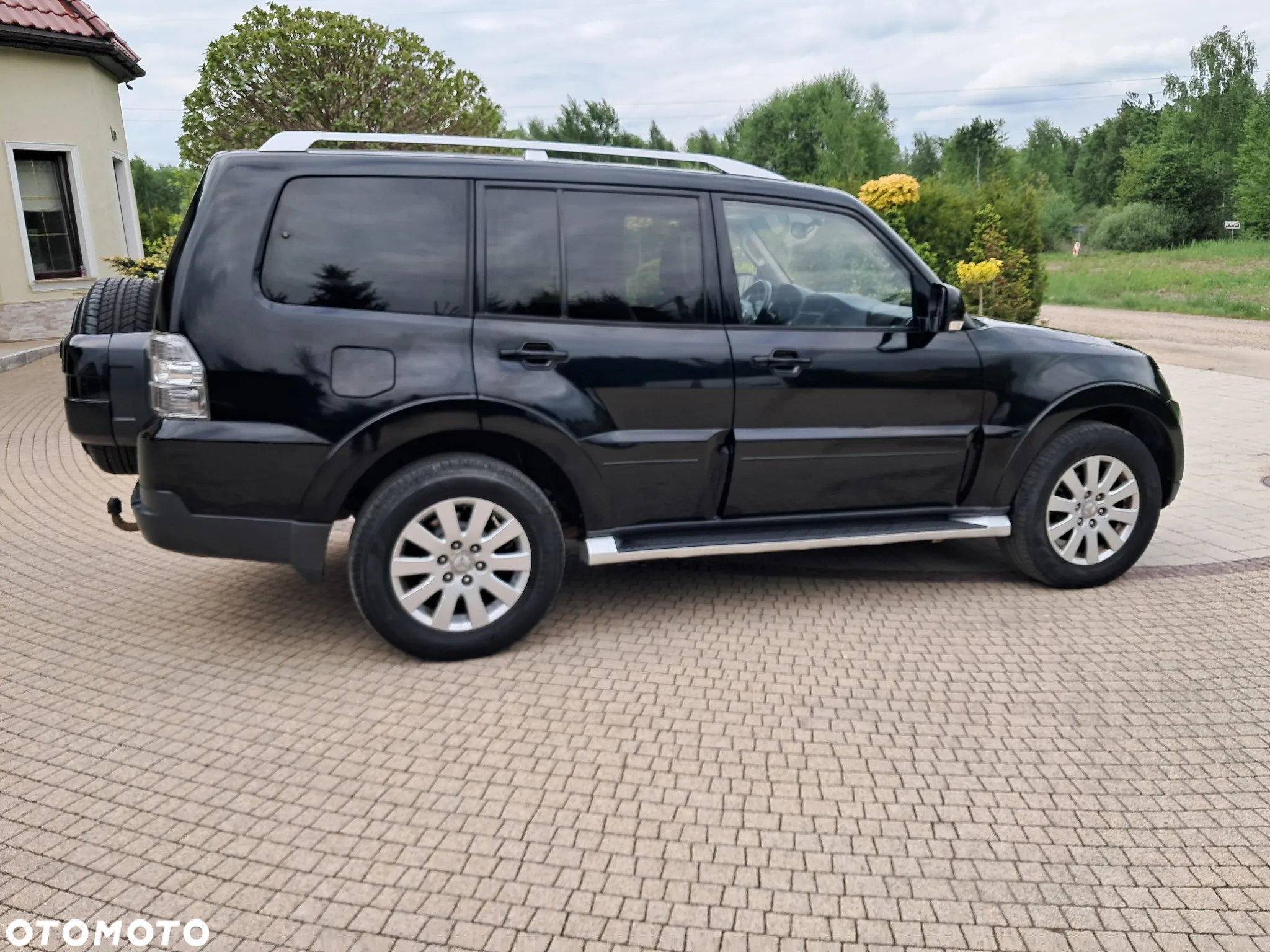 Mitsubishi Pajero 3.2 DID Alpine Edition - 6
