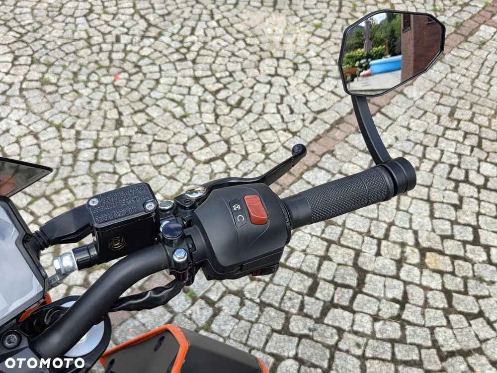 KTM Duke 390 - 19