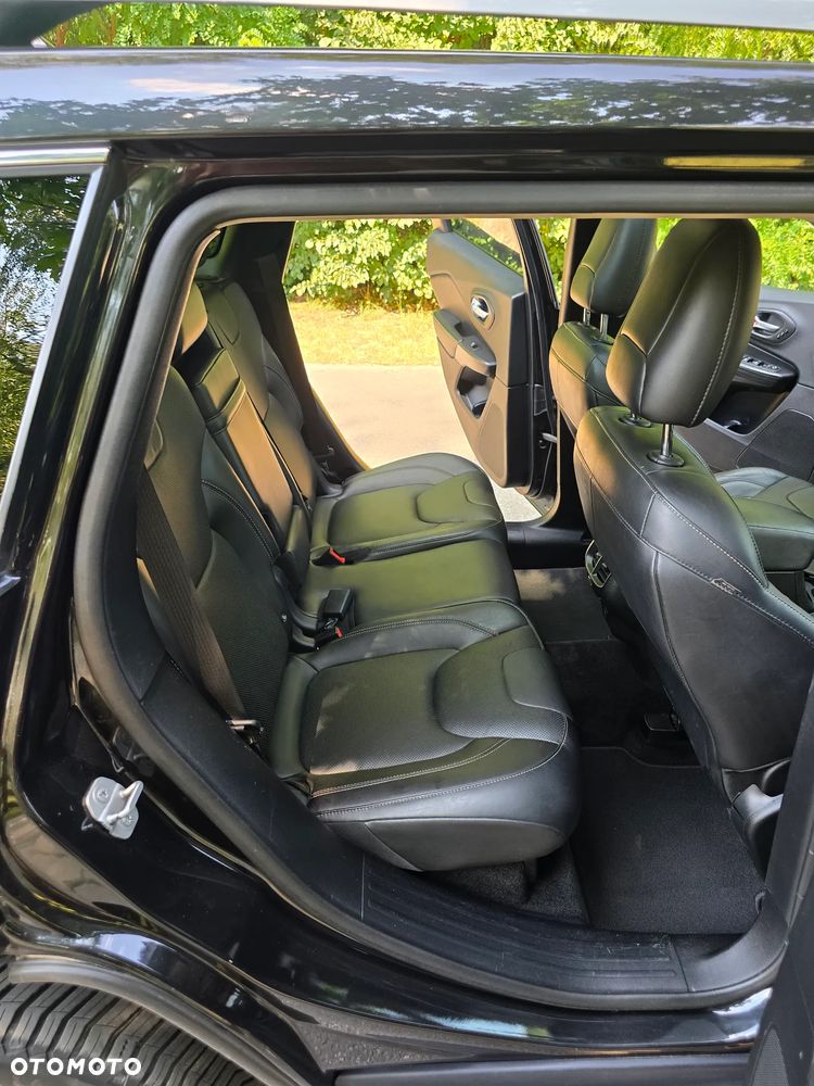 Jeep Cherokee 2.0 MJD Active Drive II Limited - 24