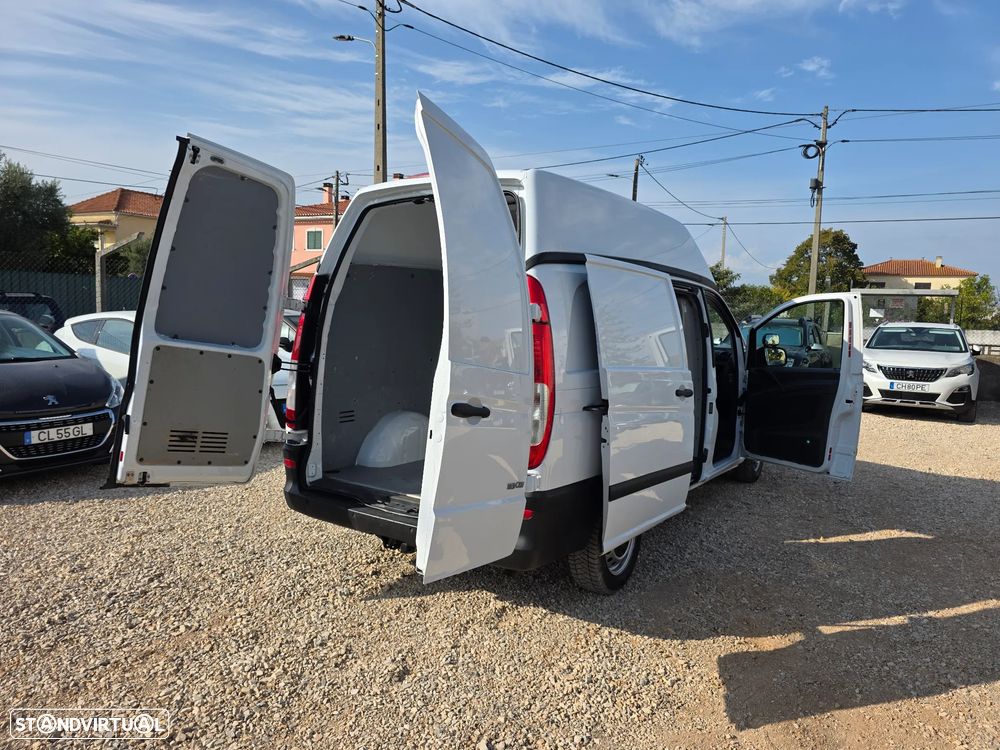 Mercedes-Benz Vito 113 CDI lang - Automática - Tecto Alto - 39