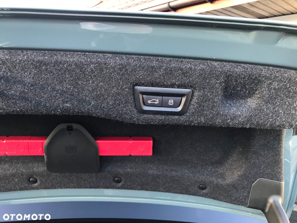 BMW Seria 5 520d - 26