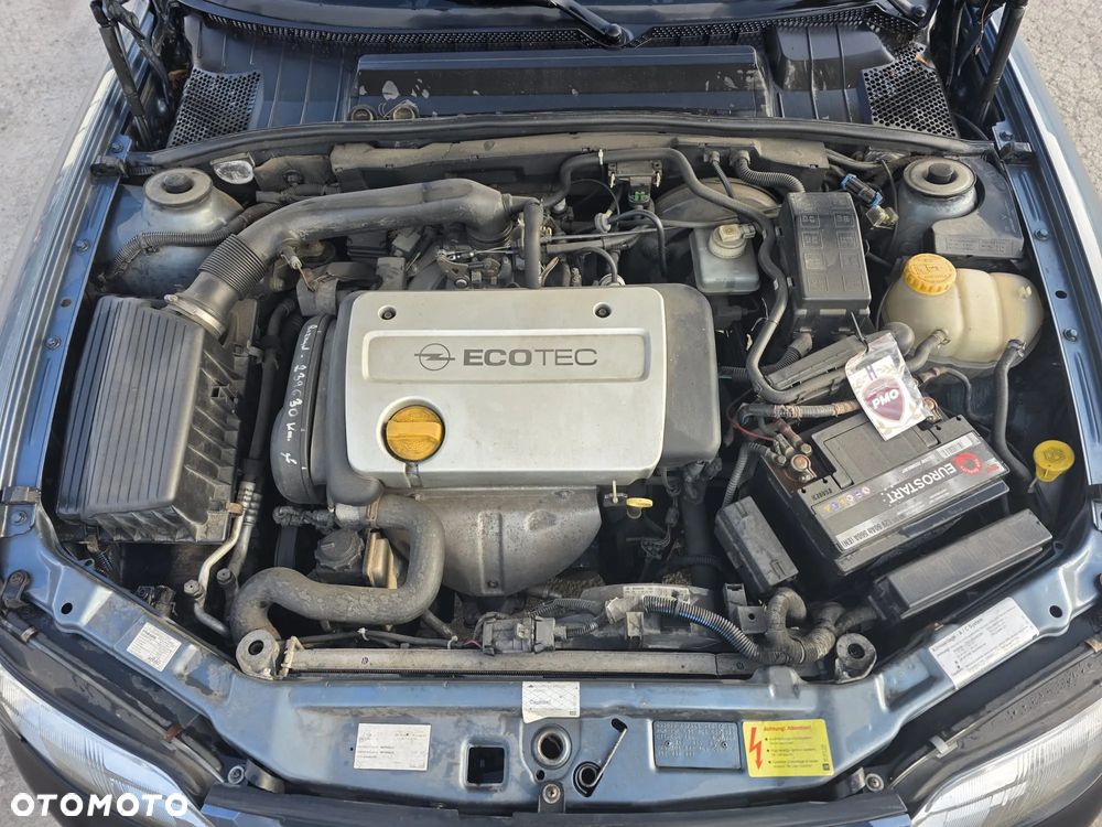 Opel Vectra 1.6 GL - 10