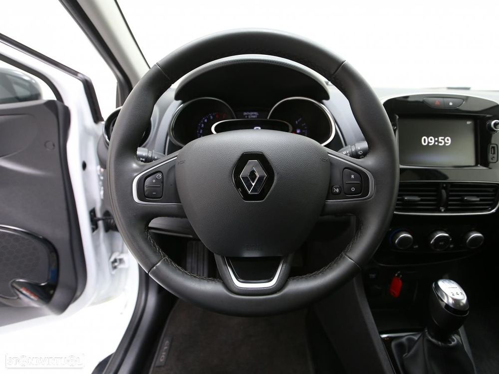 Renault Clio Sport Tourer - 15