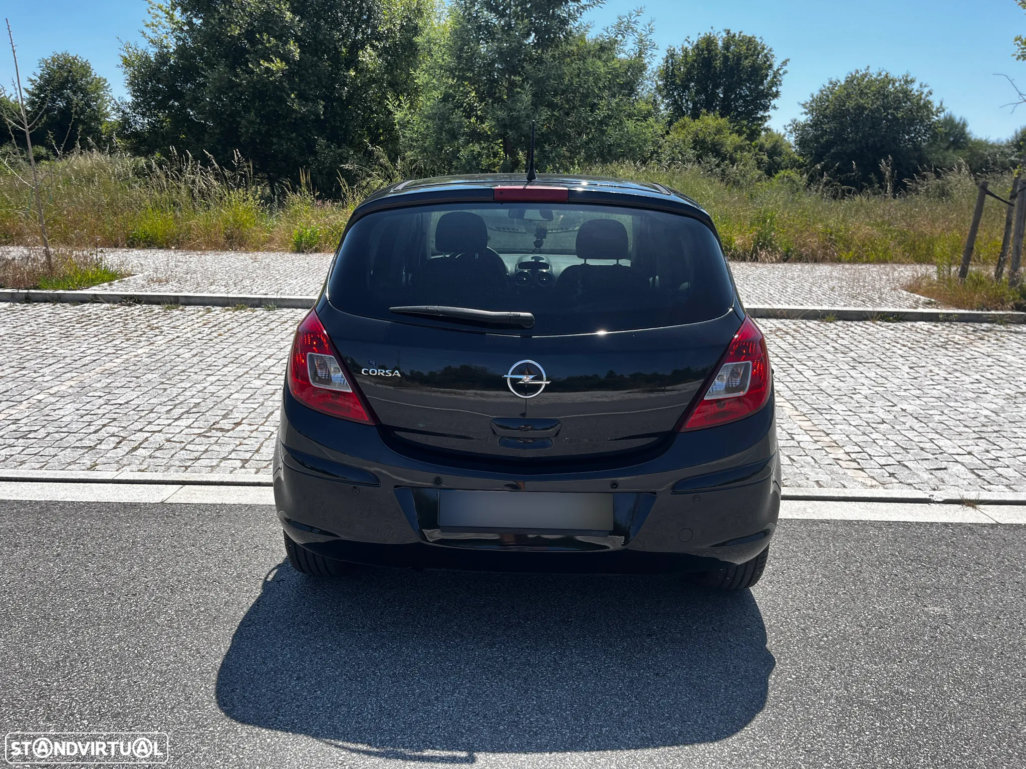 Opel Corsa 1.2 Cosmo 111 - 3