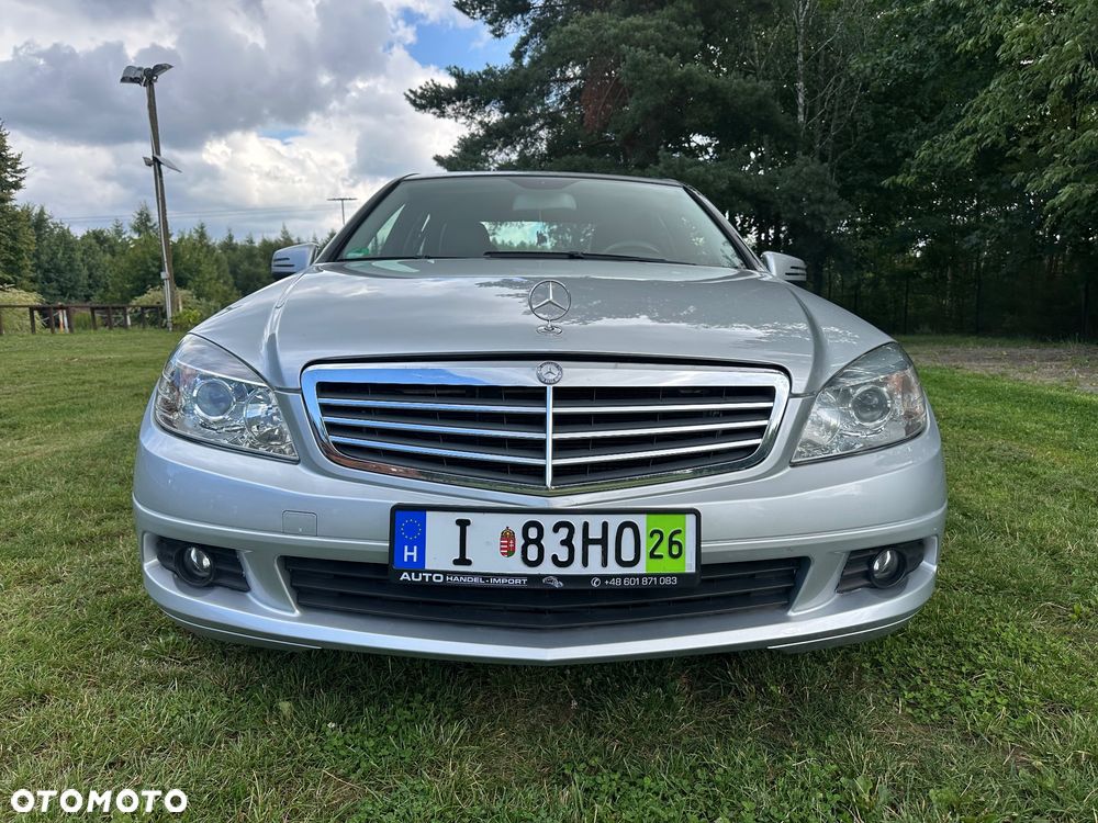 Mercedes-Benz Klasa C 180 Kompressor BlueEFFICIENCY - 2