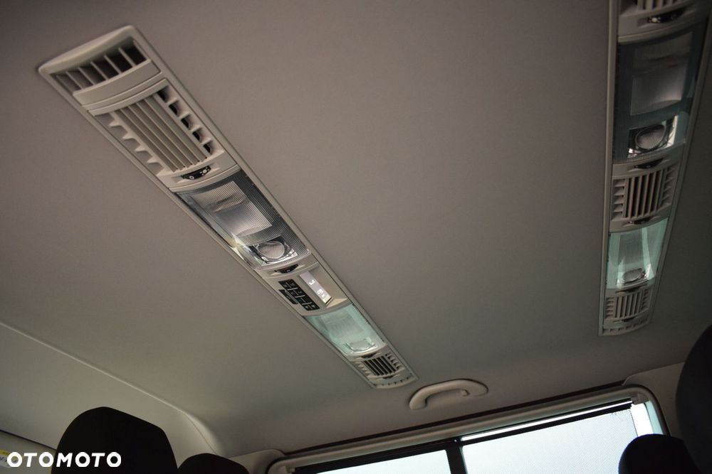 Volkswagen Transporter Caravelle DSG Lang Comfortline - 14