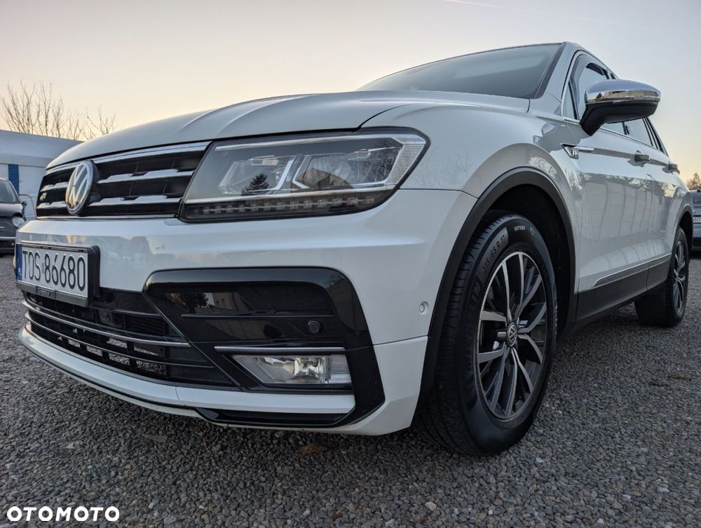 Volkswagen Tiguan - 1