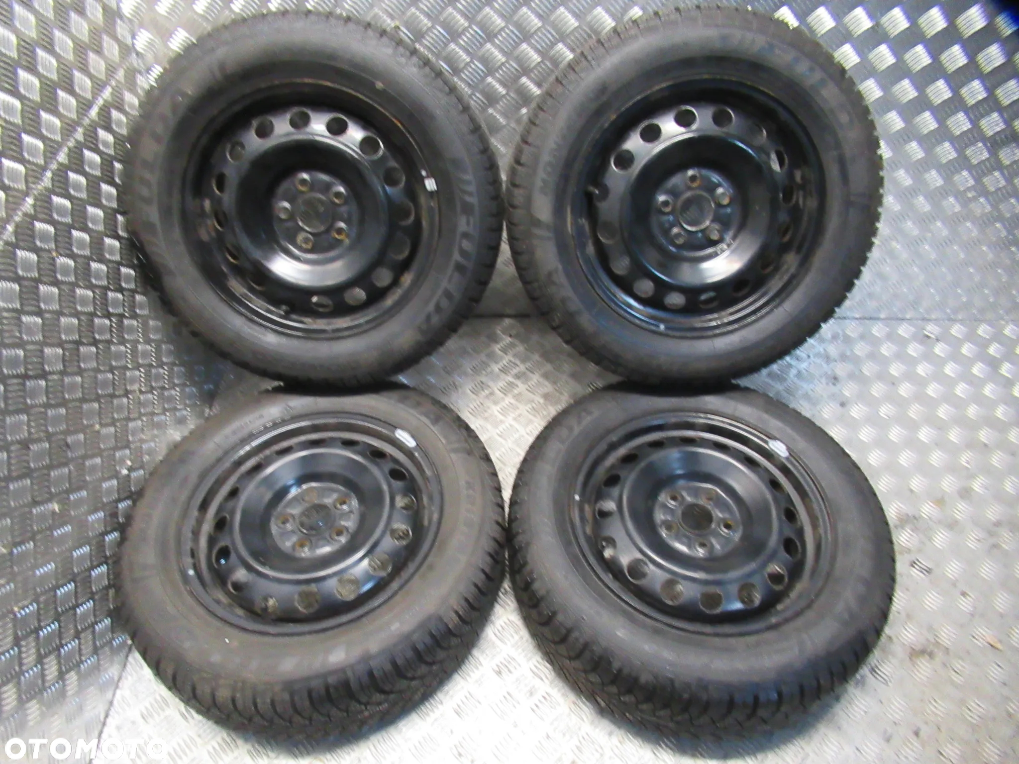 Koła Toyota Yaris IV 5,5Jx15 et45 5x100 zima 7mm - 7