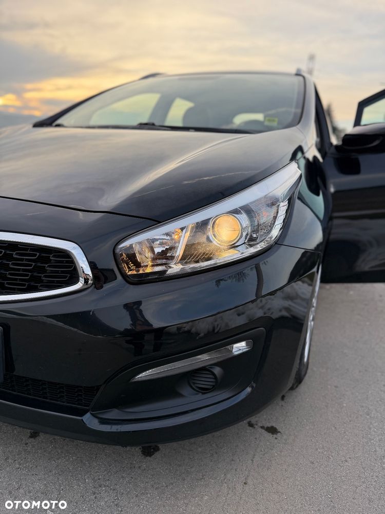 Kia Ceed 1.4 CRDi 90 Vision - 16