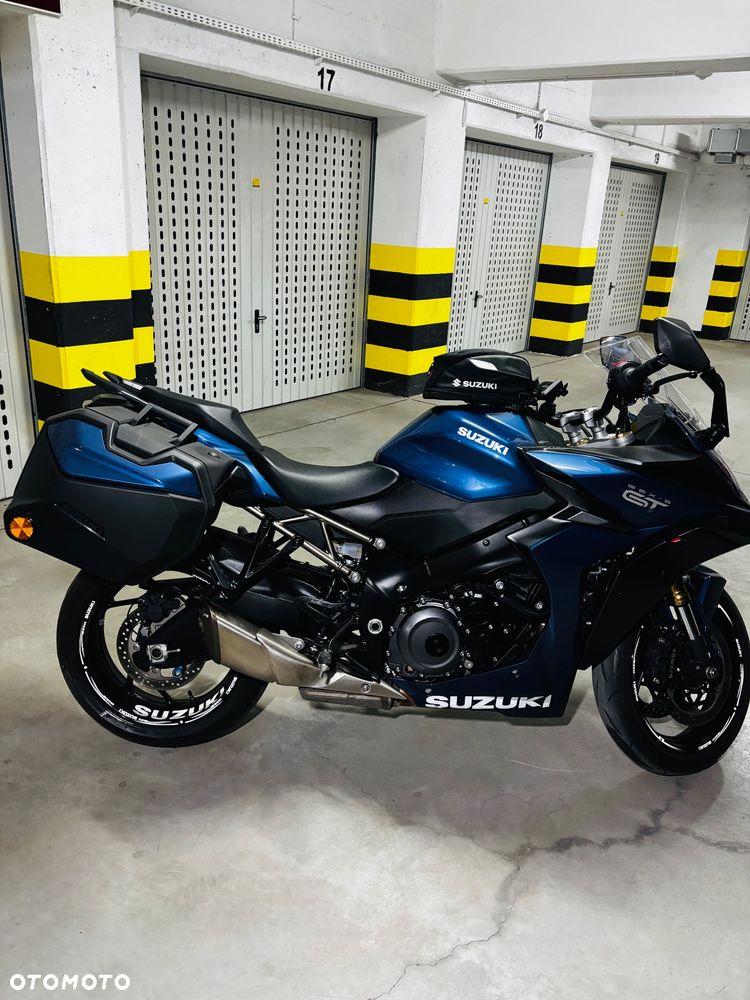 Suzuki GSX 1000 - 9