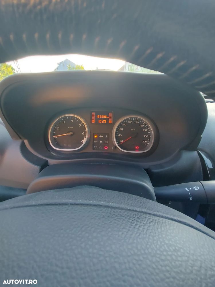 Dacia Duster 1.6 16V 105 4x2 Prestige - 13