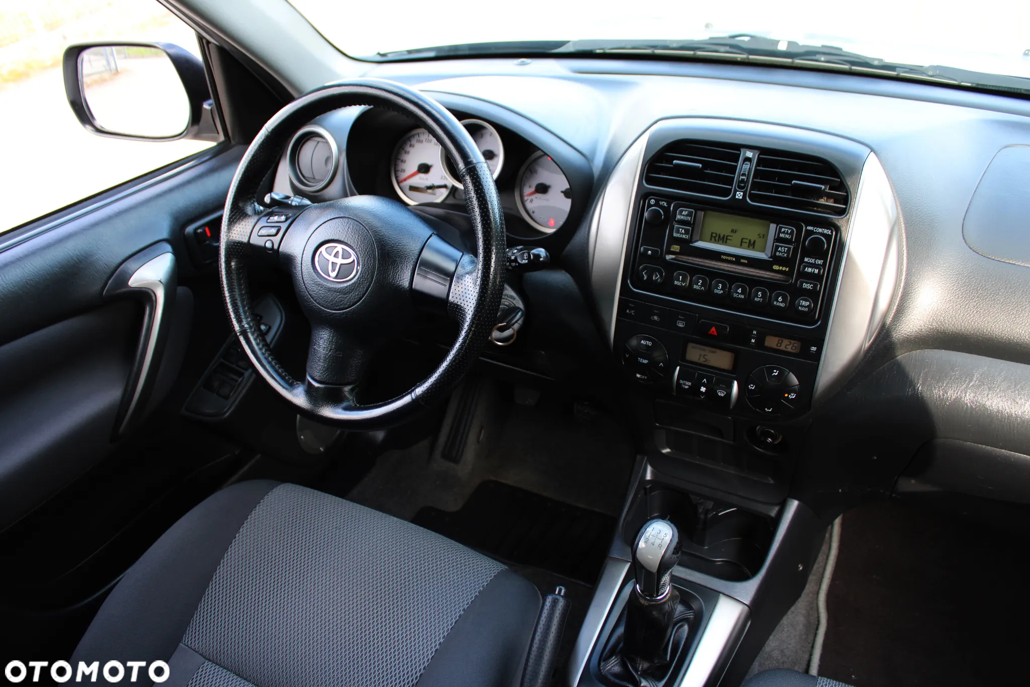Toyota RAV4 - 19