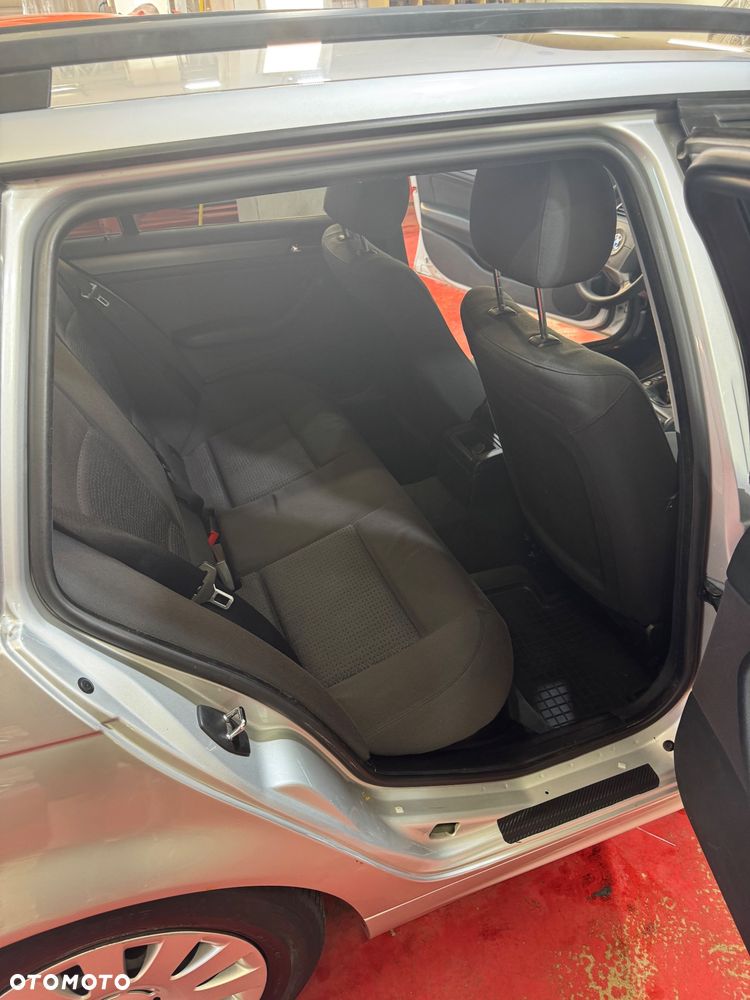 BMW Seria 3 - 16