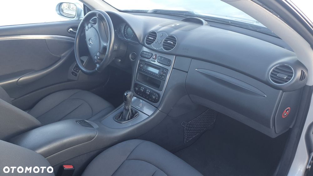 Mercedes-Benz CLK - 2