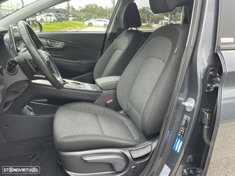Hyundai Kauai EV 64 kWh Premium - 12