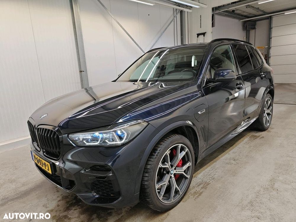 BMW X5 xDrive45e AT PHEV - 3