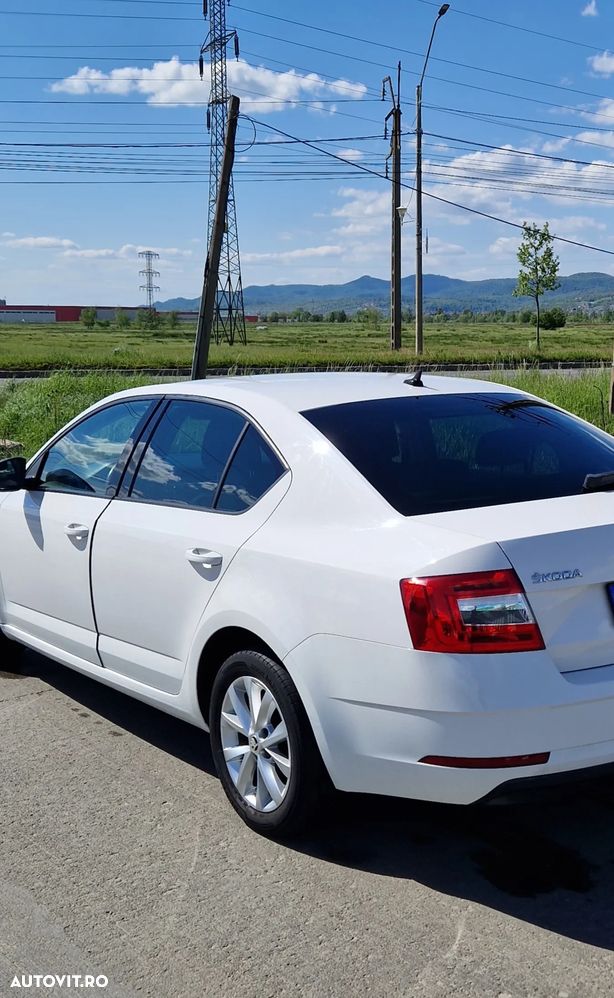 Skoda Octavia 1.6 TDI Active - 3