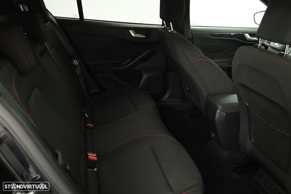 Ford Focus 1.0 EcoBoost MHEV ST-Line X Aut. - 21
