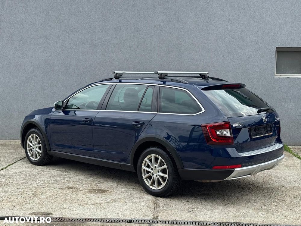 Skoda Octavia 2.0 TDI 4x4 DSG Scout - 4